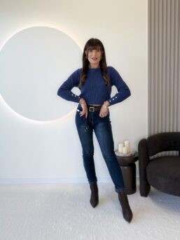 SPODNIE CIEMNY JEANS MOM FIT + PASEK – M’SARA SPODNIE CIEMNY JEANS MOM FIT + PASEK – M’SARA